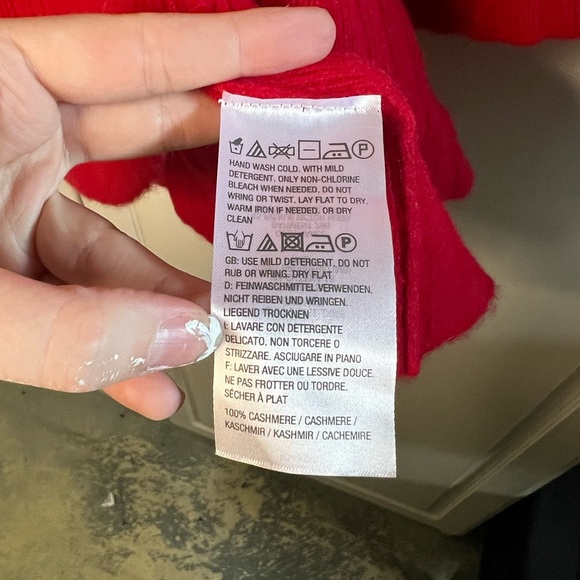 Isaac Mizrahi 100% Cashmere Tiered Sleeve Sweater - Picture 9 of 14